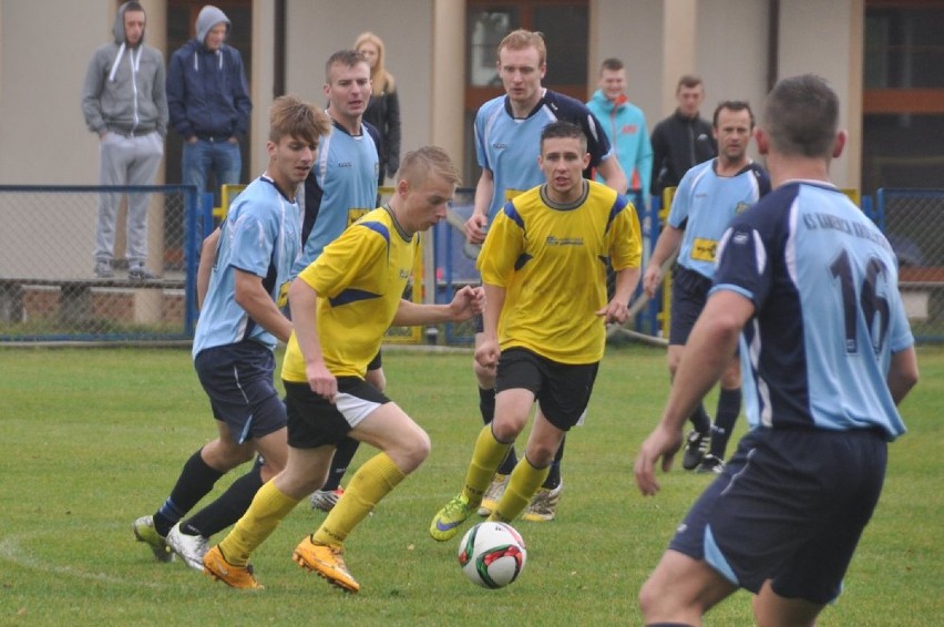 Amator Kiełpino - KS Kamienica Królewska 0:5 (0:3),...