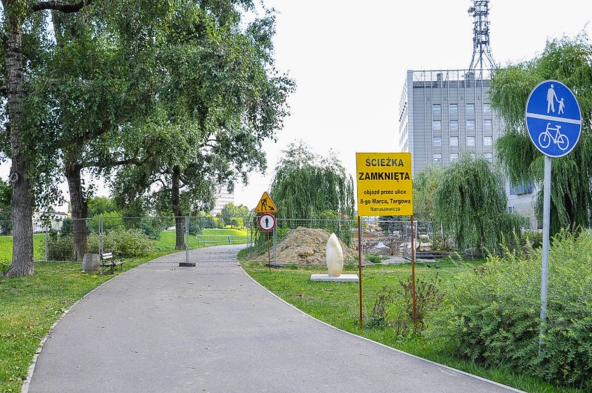 Zamknięta ścieżka rowerowa nad Wisłokiem w Rzeszowie [FOTO]