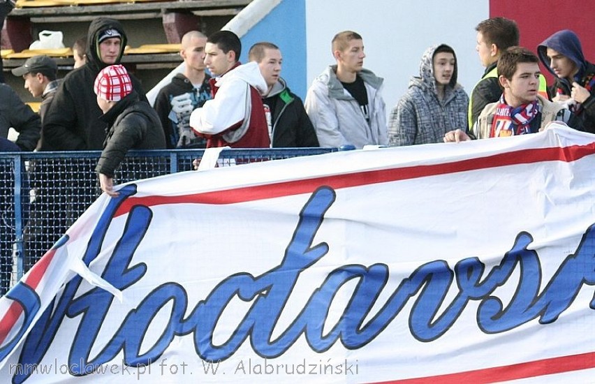 Kibice na meczu 15. kolejki IV ligi kujawsko-pomorskiej Włocłavia - Polonia Bydgoszcz 3:1