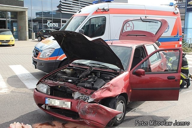 Dwie osoby zostały ranne w wypadku, do którego doszło na bielskiej ulicy Warszawskiej