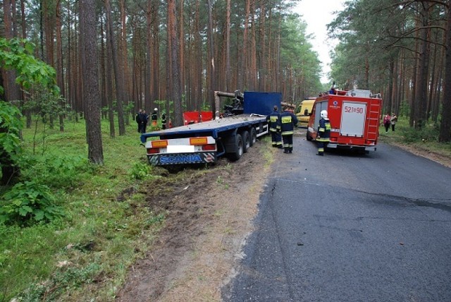 Śmiertelny wypadek na trasie Osieczna – Szlachta [ZDJĘCIA]