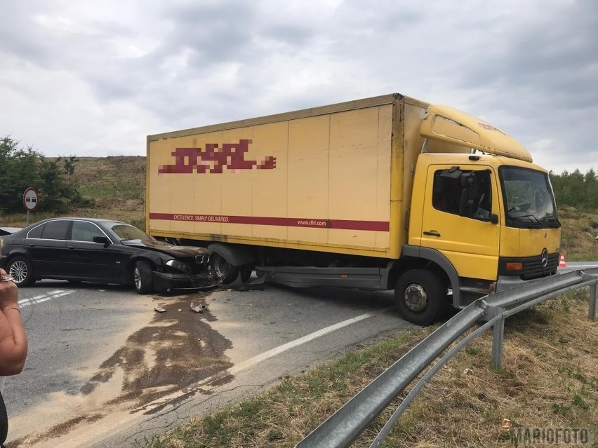 Wypadek w Malerzowicach Wielkich, jedna osoba poszkodowana.
