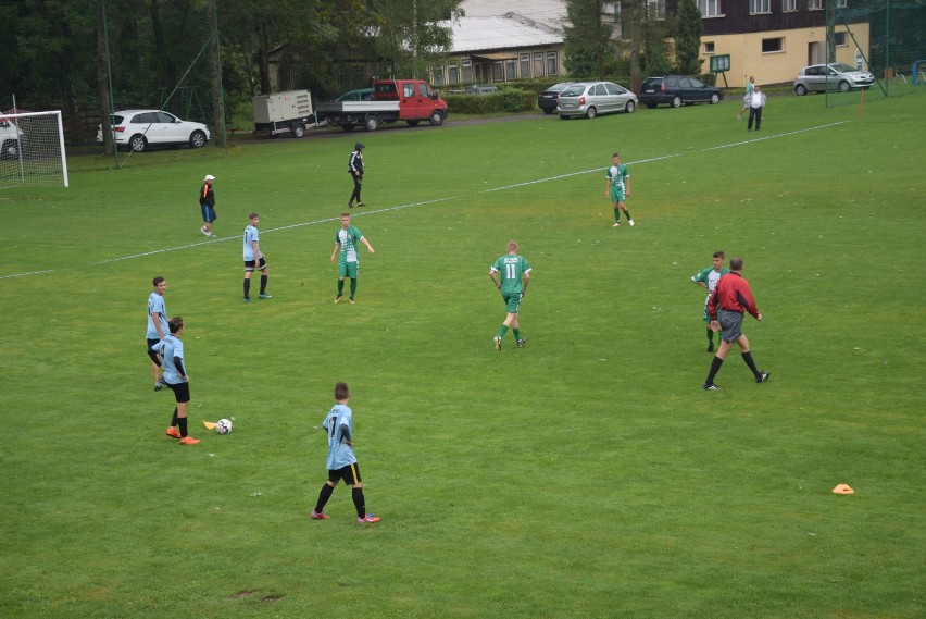 Zawodnicy z Ukrainy wzięli udział w rozgrywkach sportowych w Konopnicy, które rozpoczęły letni festyn z okazji zakończenia wakacji[ZDJĘCIA]