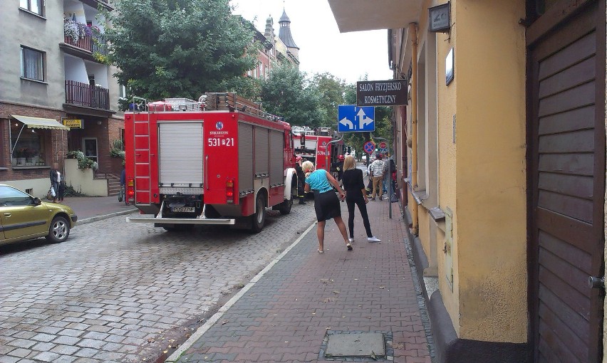 Pożar na Gimnazjalnej w Ostrowie: Dziś, krótko po godz....