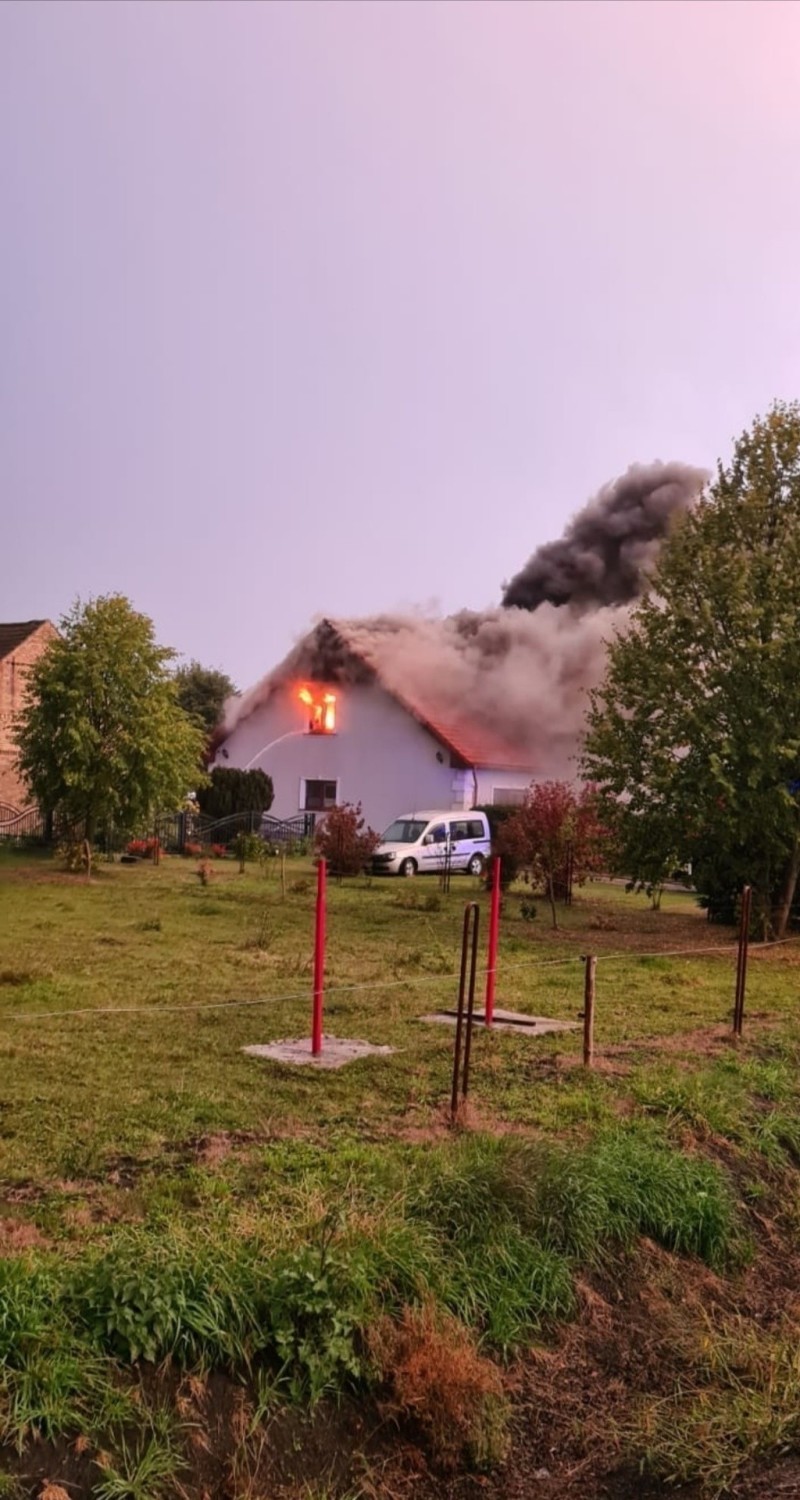 Piorun uderzył w dom państwa Migdałów w środę 23 września.