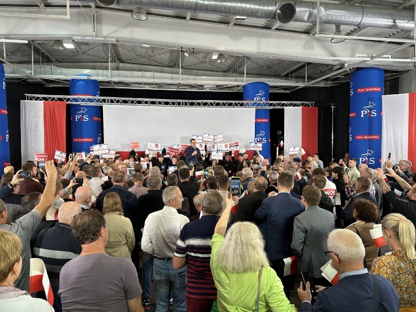 Tłumy na spotkaniu z premierem Mateuszem Morawieckim w Rybniku