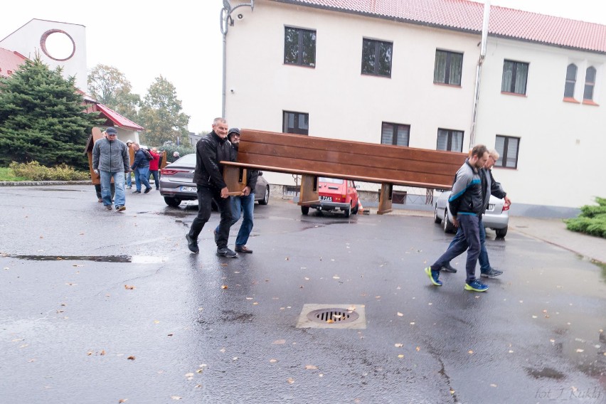 Głogów: Kościół pw. świętego Klemensa ma nowe ławki. Wcześniej służyły niemieckim protestantom 