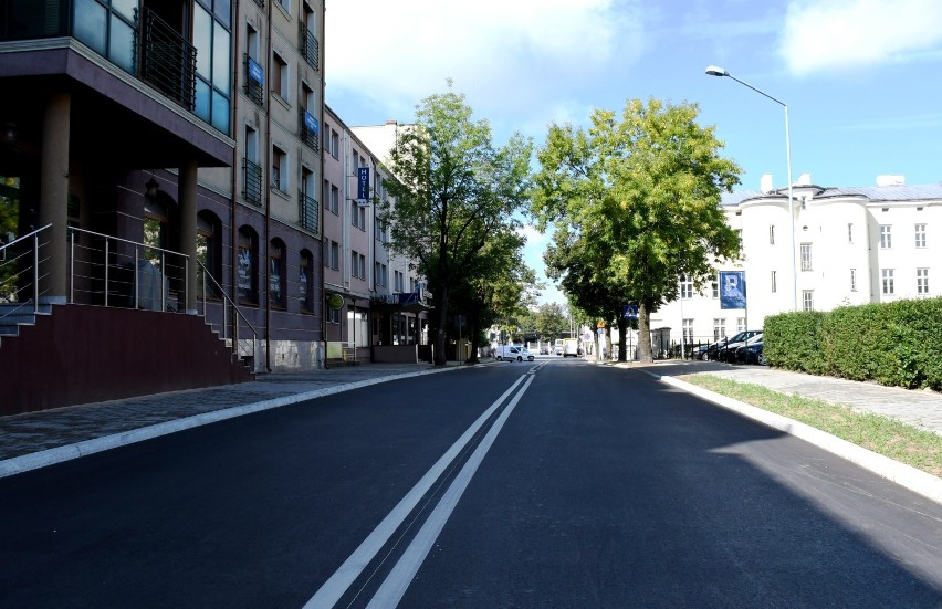 Ulica Grota-Roweckiego w Piotrkowie po remoncie