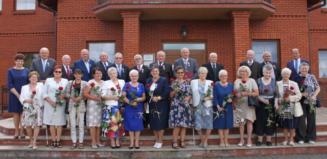 W Książu Wielkopolskim wręczono medale małżeństwom obchodzącym Złote, Diamentowe i Żelazne Gody