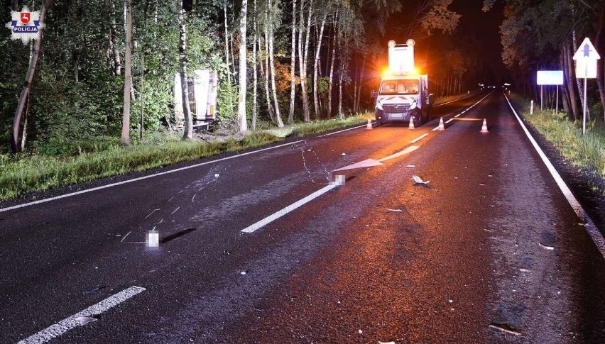 Powiat radzyński. Czołowe zderzenie osobówki z ciężarówką. Zginęła kobieta