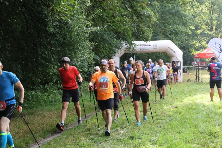 W Gliwicach rywalizowali biegacze i miłośnicy nordic walking...