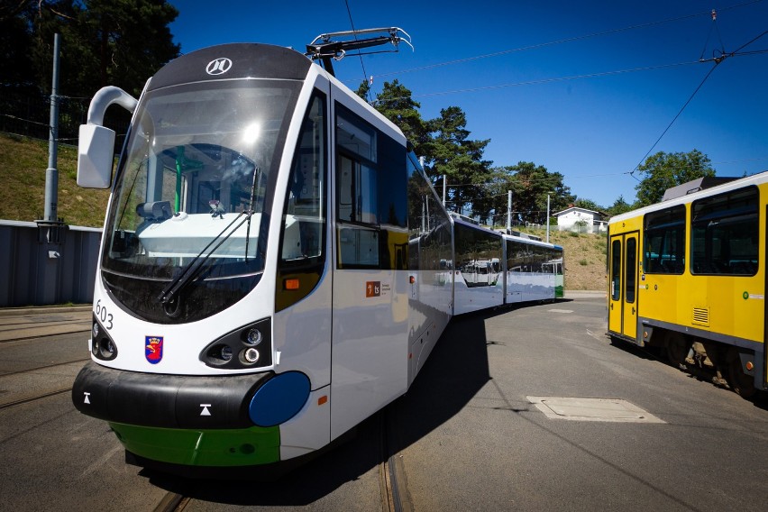 Najnowszy szczeciński tramwaj już niedługo wyjedzie na kursy z pasażerami [zdjęcia, film]