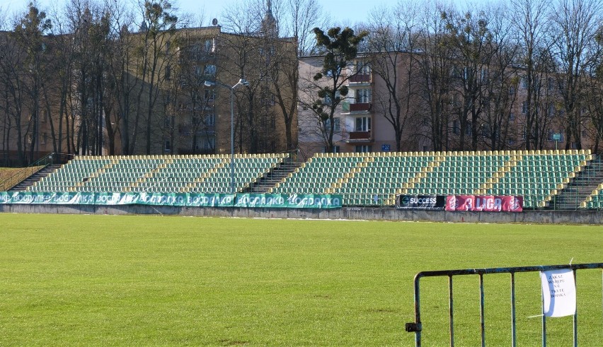Tak obecnie wygląda stadion miejski w Chełmie.