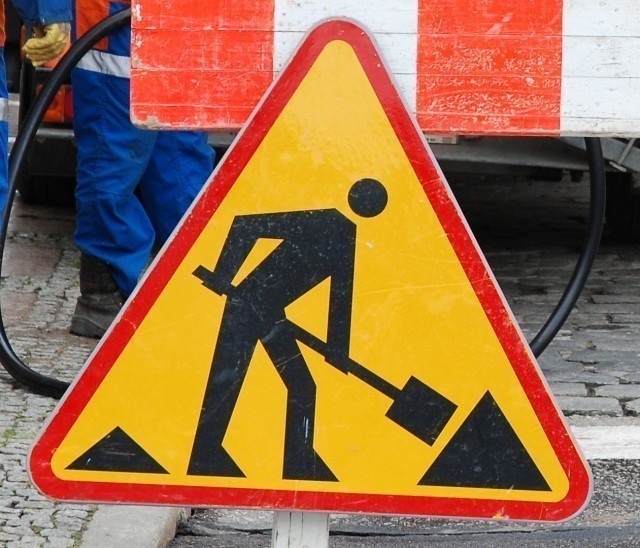 Drogowcy rozpoczęli remont ulicy Toruńskiej, dlatego kierowcy muszą liczyć się z utrudnieniami w ruchu