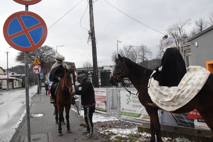 Efektowny Orszak Trzech Króli, bodajże największy w diecezji...