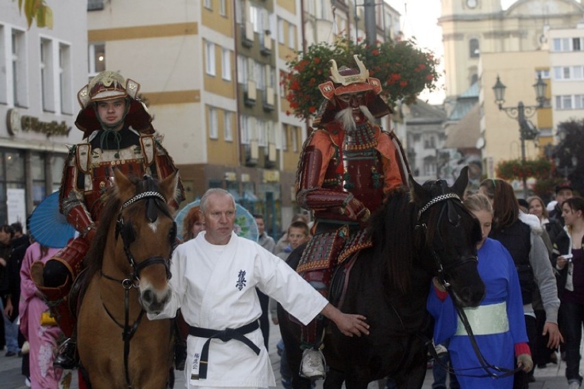 Parada w ramach  Festiwalu Kultury Japońskiej w Legnicy [ZDJĘCIA]