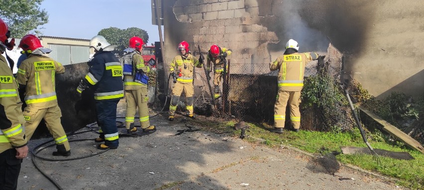 Pożar w Grąblewie. Dym był widoczny z odległości nawet kilku...