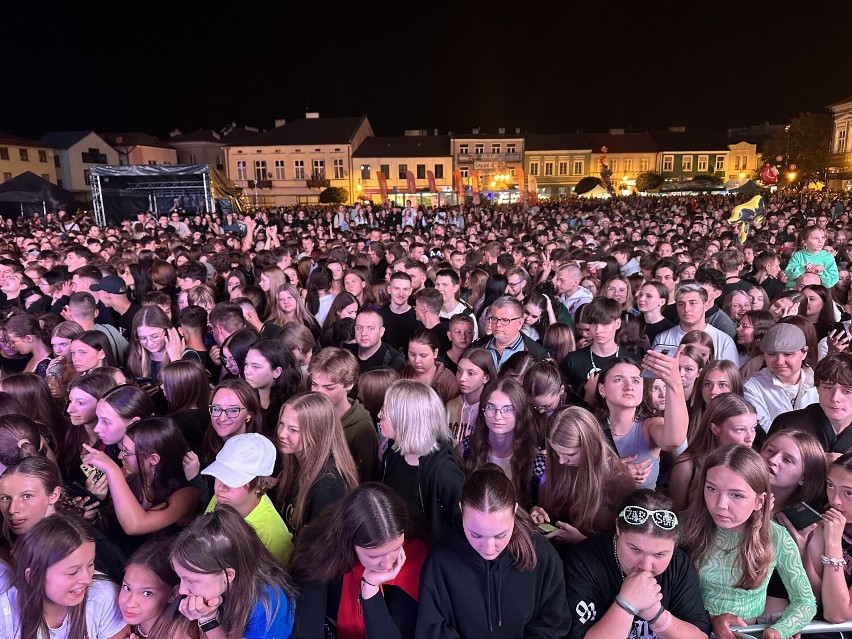 Na koncercie Żabsona bawiły się tysiące młodych ludzi