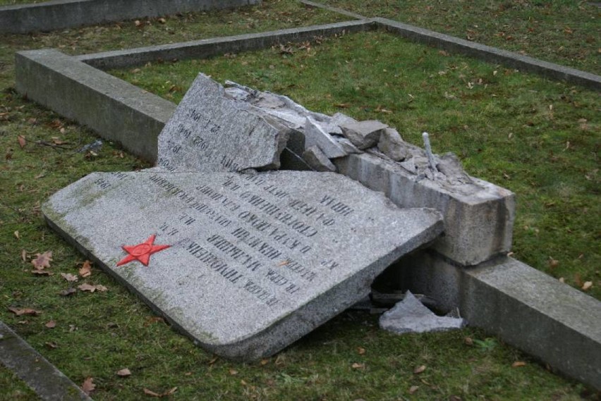 Wydarzenia dnia: 21 grudnia

Cmentarz żołnierzy radzieckich...