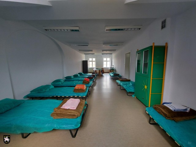Pierwszy punkt masowego zakwaterowania uchodźców w Sycowie gotowy