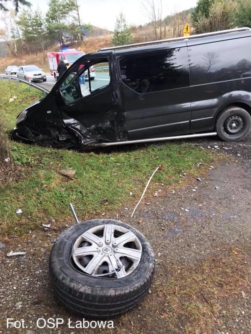 Wypadek na DK 75 w Łabowej. Trzy osoby zabrane do szpitala