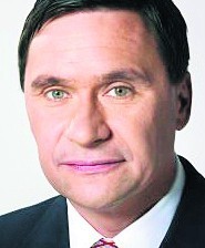 PiS: Wojciech Szarama  Poseł, szef partii w regionie....