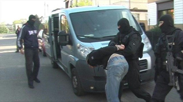 Poznańscy policjanci zatrzymali kolejnych 6 stadionowych ...