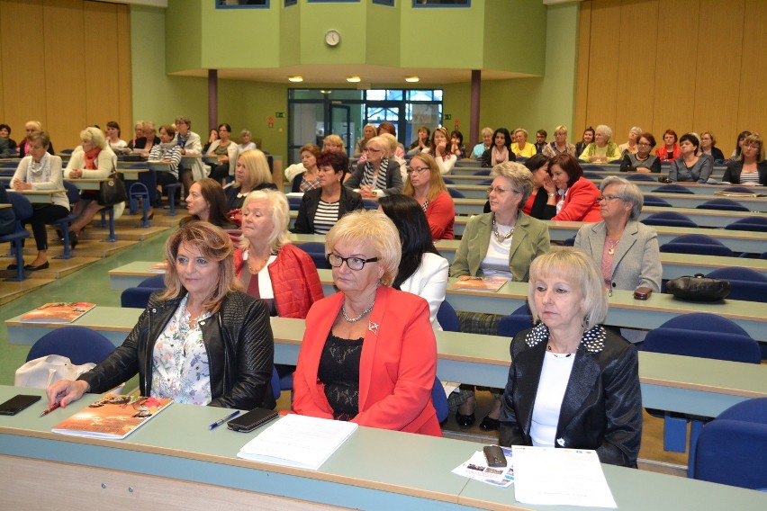 Częstochowa: Forum Kobiet: "Rząd postawił nas na środku i do góry nogami" [ZDJĘCIA