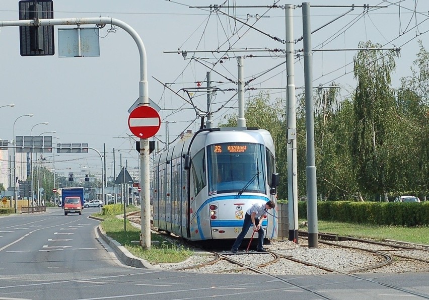 Wrocław: Nie działa zwrotnica na trasie Tramwaju Plus