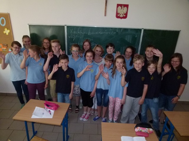 Uczniowie klasy szóstej Pijarskiej Szkoły Podstawowej w Łowiczu mają powody do dumy