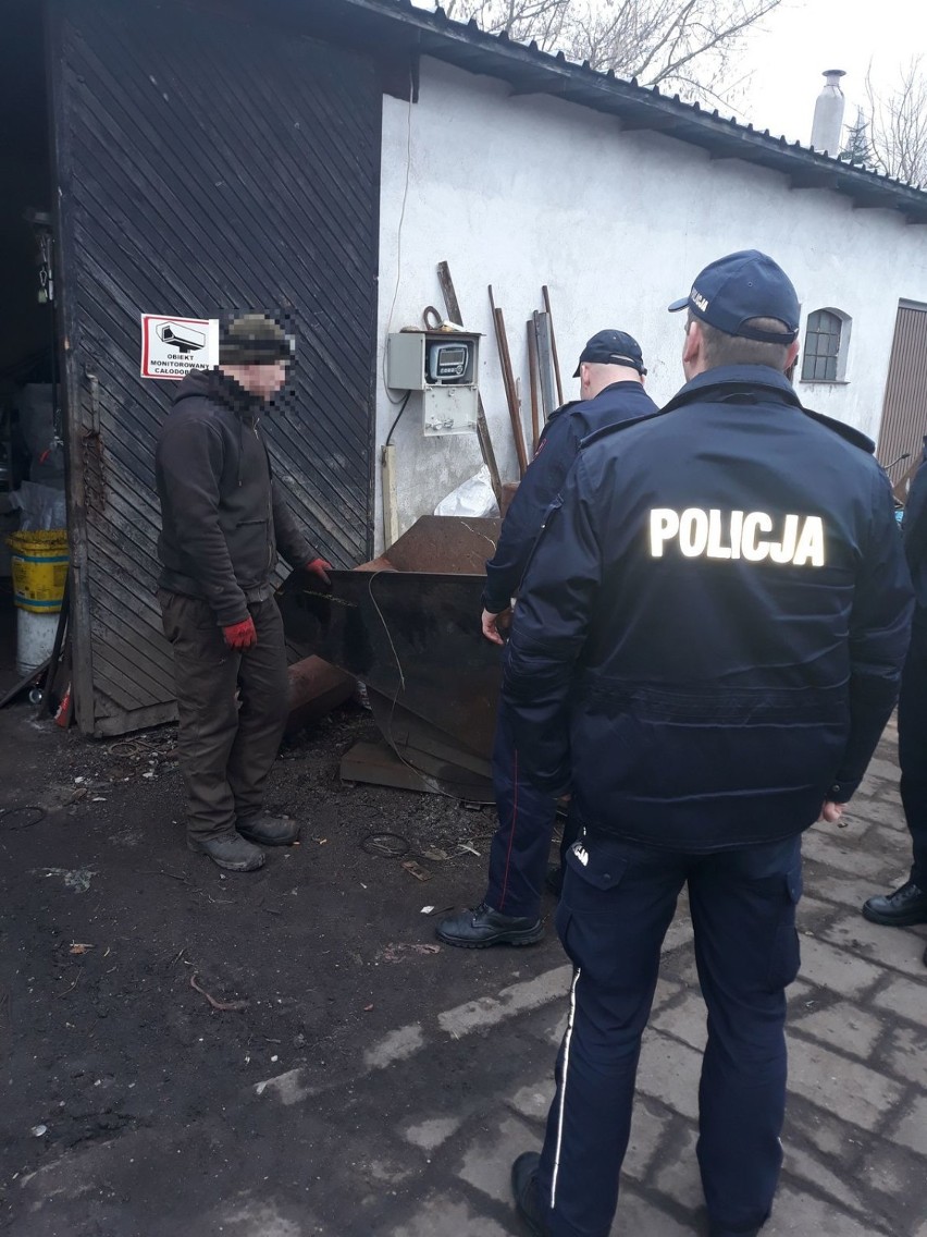 Policja z Aleksandrowa Kujawskiego i Straż Ochrony Kolei kontrolowali punkty skupu złomu [zdjęcia]