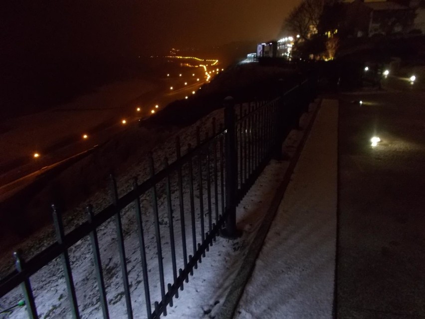 Pierwszy śnieg w Płocku. Wczoraj na kilka chwil miasto...