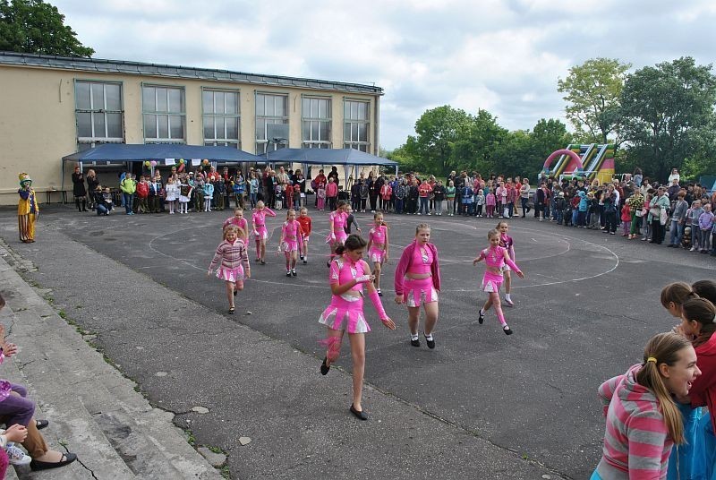 Okazją do wspólnego świętowania i zabawy  uczniów i...