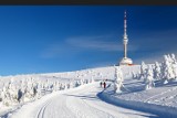 Czeskie góry zimą: rekordy i ciekawostki. Niektóre atrakcje są blisko Opolszczyzny, np. Morawski Lodowiec. Odwiedź je w ferie