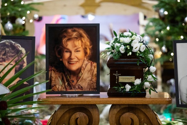 Pogrzeb Marii Koterbskiej. Artystka spoczęła na cmentarzu przy ul. Grunwaldzkiej
