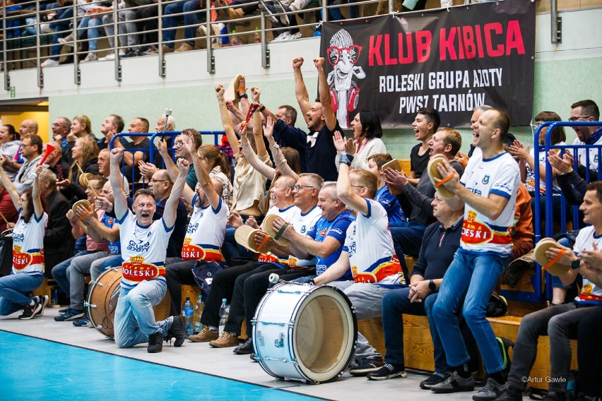 Tarnów. Wielkie emocje w hali PWSZ. Roleski Grupa Azoty PWSZ Tarnów pokonały Stal Mielec i wciąż są niepokonane! [ZDJĘCIA]