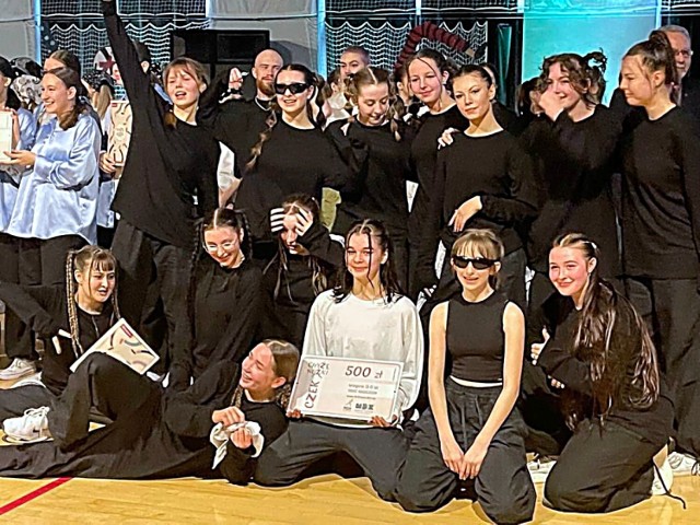 Grupa Fenix z Młodzieżowego Domu Kultury w Gorlicach zdobyła złoty medal podczas ogólnopolskiego turnieju Chyże Nóżki
