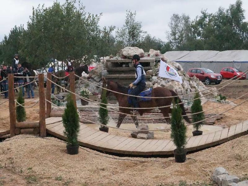 Gniazdów: I Mistrzostwa Śląska TREC PTTK. Uczestnicy rywalizowali w trzech kategoriach