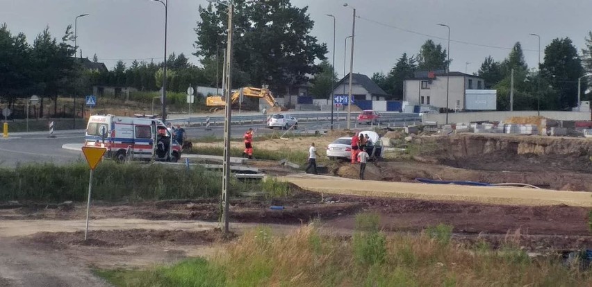 Wypadek na Wodzisławskiej. Kierowca porzucił pasażerkę i uciekł