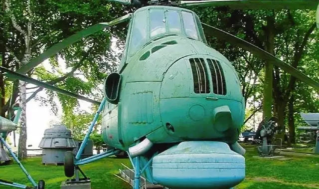 Z gdyńskiego muzeum zniknął m.in. śmigłowiec Mi-4ME