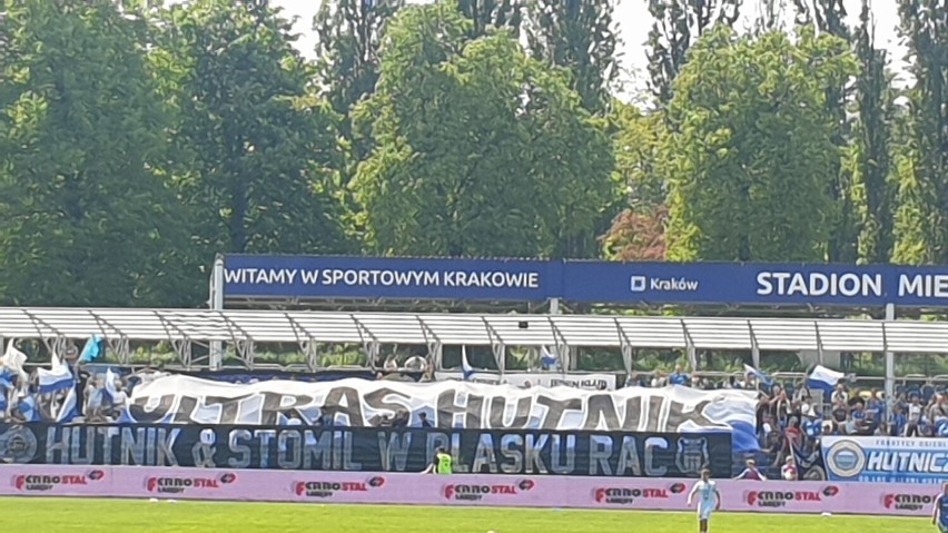 Kibice na meczu Hutnik Kraków - Stomil Olsztyn