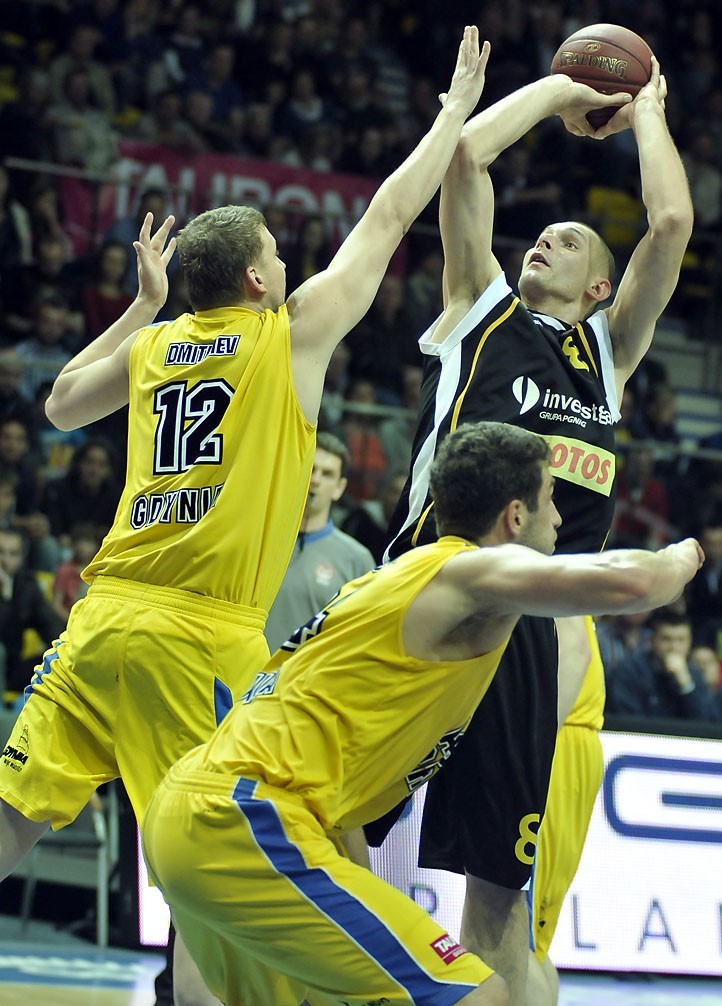 Koszykarskie derby Trójmiasta na żywo. Asseco Prokom Gdynia - Trefl Sopot 71:76. Zdjęcia z meczu