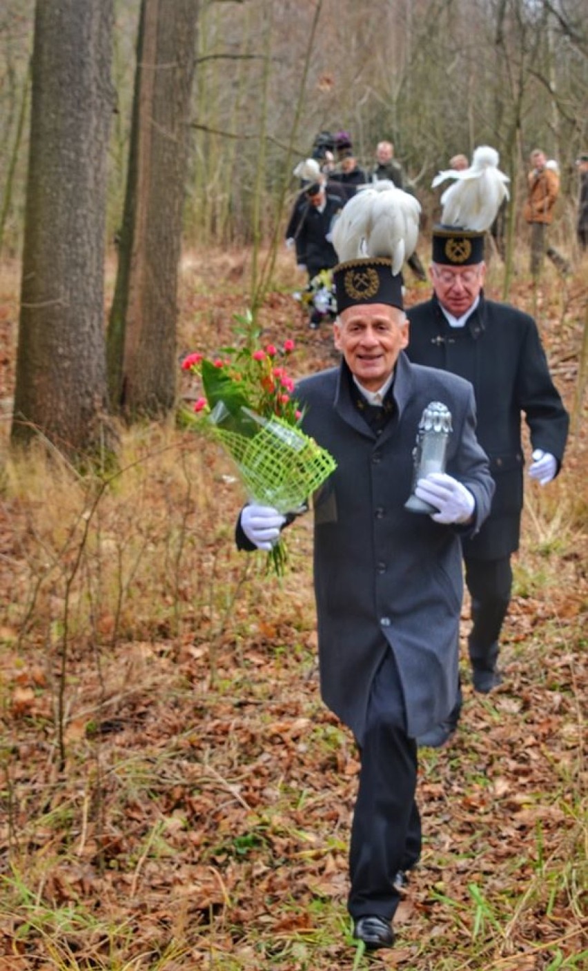 Upamiętnili kolegów, którzy zginęli w szybie Barbara [ZDJĘCIA]