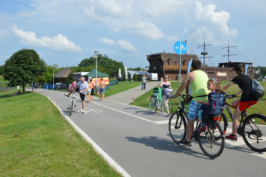 Plaża oraz kąpielisko nad skierniewickim zalewem jest...