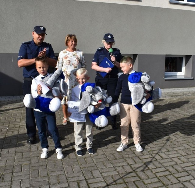 Dla trzech chłopców rozpoczynających naukę w SP 8 w Malborku była to wyjątkowa inauguracja roku szkolnego.