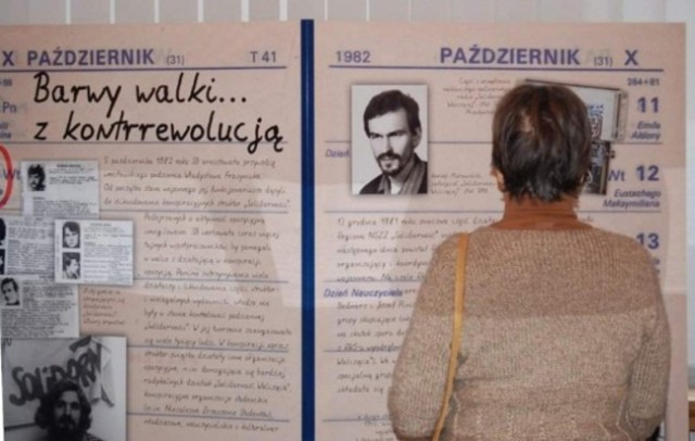Od 9 grudnia w Miejskim Domu Kultury w Radomsku dostępna jest wystawa pt. „586 dni stanu wojennego”.