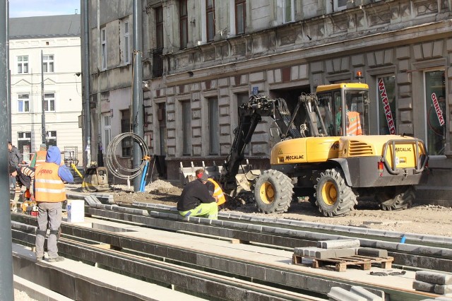 Remont torowiska tramwajowego na ulicy Kopernika w Łodzi powinien zakończyć się do końca października.