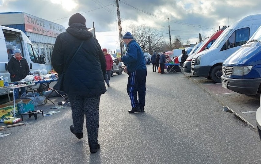 Na skierniewickim targu coraz bliżej do gwiazdki