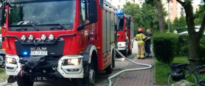 Pożar w bloku w osiedlu Na Stoku w Kielcach.