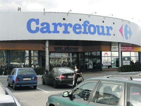 W Poznaniu Carrefour otwiera dziś hipermarket przy ulicy Góreckiej 30, który zajmowała wcześniej Hypernova - FOT. Andrzej Szozda
